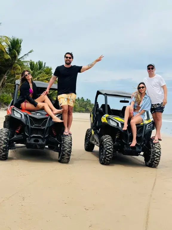 UTV off-road na praia em Morro de São Paulo